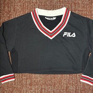 Fila cropped v neck sweatshirt black Athleisure sporty cropped long sleeve top